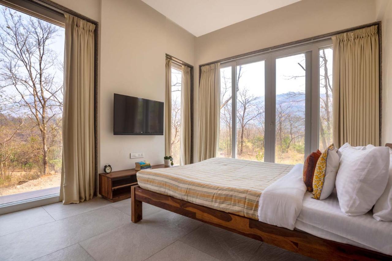 Eden Glade - Khopoli - Mountain-View Villa With Private Pool, Spacious Decks & Indoor Activities Buitenkant foto