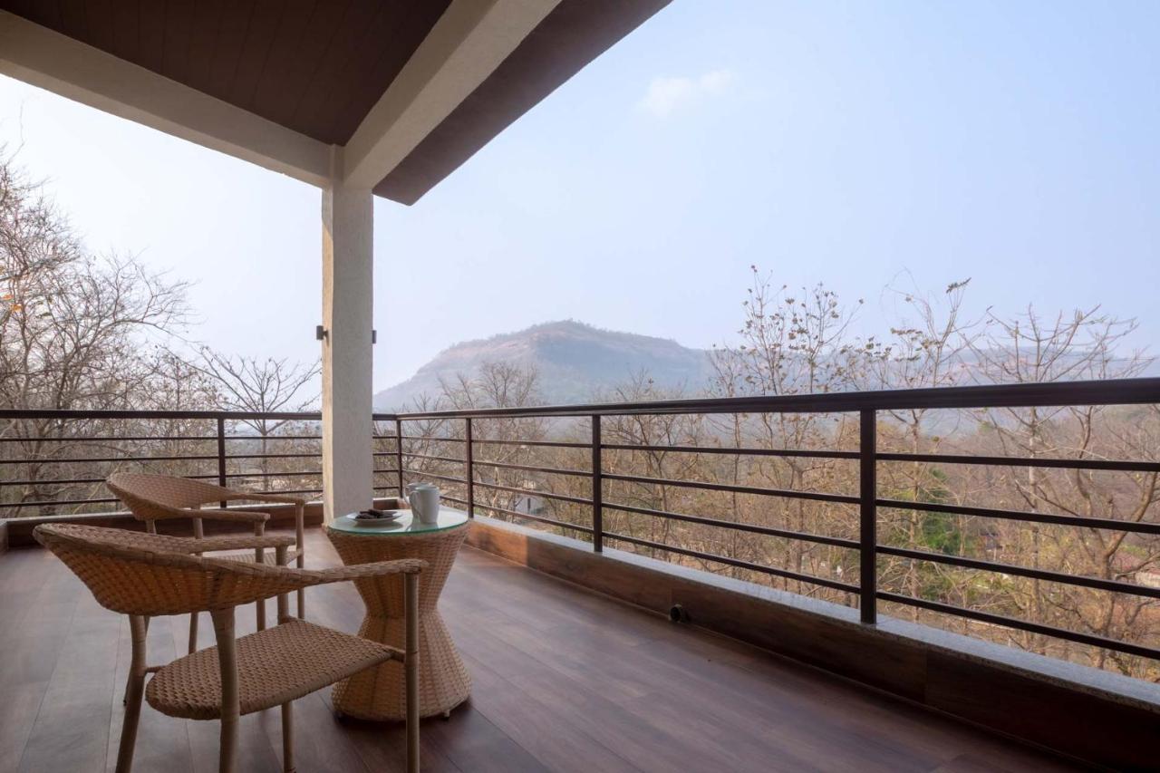 Eden Glade - Khopoli - Mountain-View Villa With Private Pool, Spacious Decks & Indoor Activities Buitenkant foto