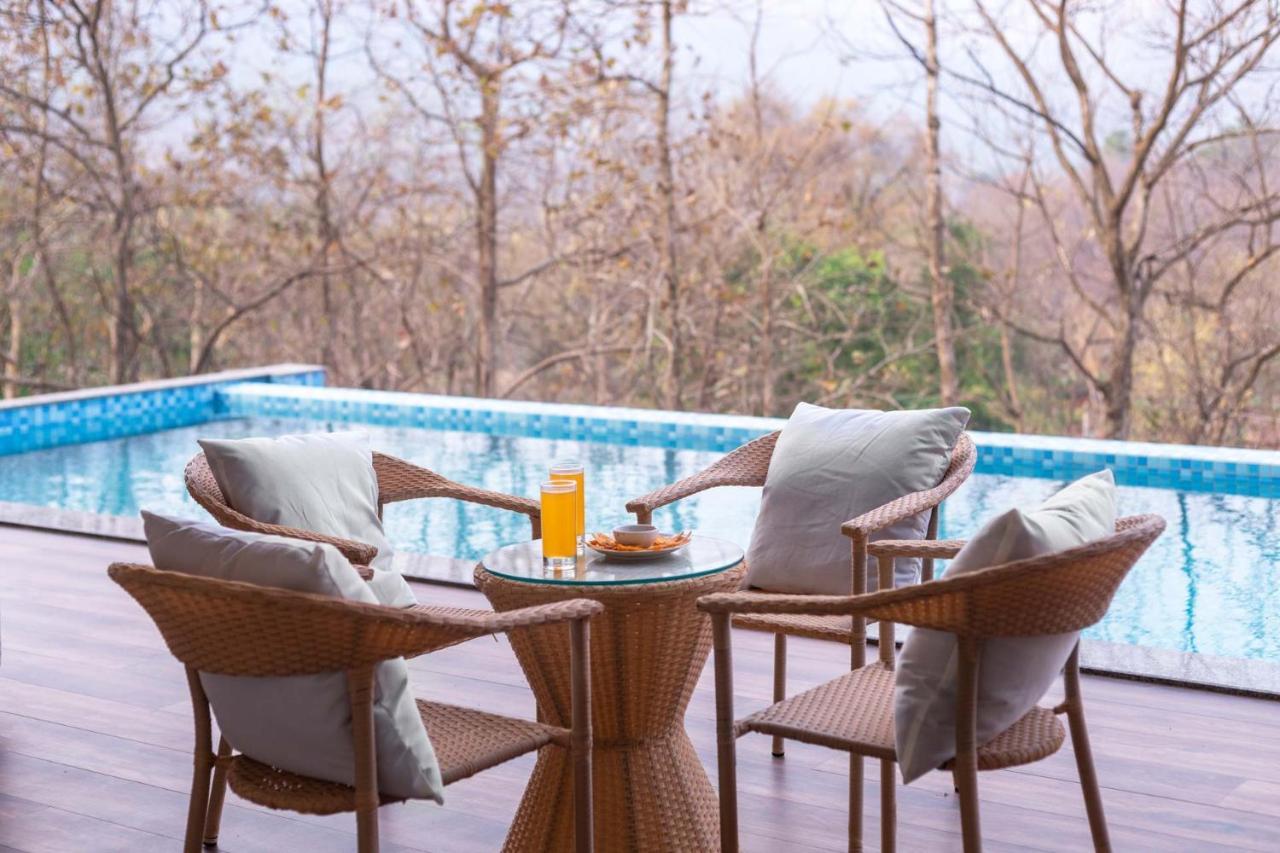 Eden Glade - Khopoli - Mountain-View Villa With Private Pool, Spacious Decks & Indoor Activities Buitenkant foto